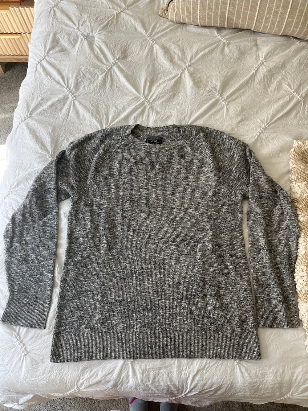 Abercrombie & Fitch Gray Marled Crewneck Sweater